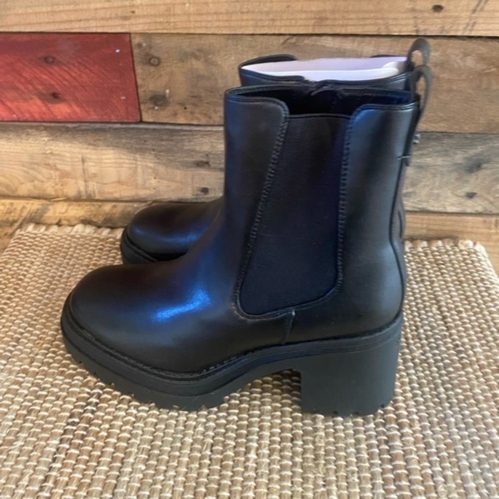 Sam & Libby Black Chunky Heel Boots - Picture 7 of 12